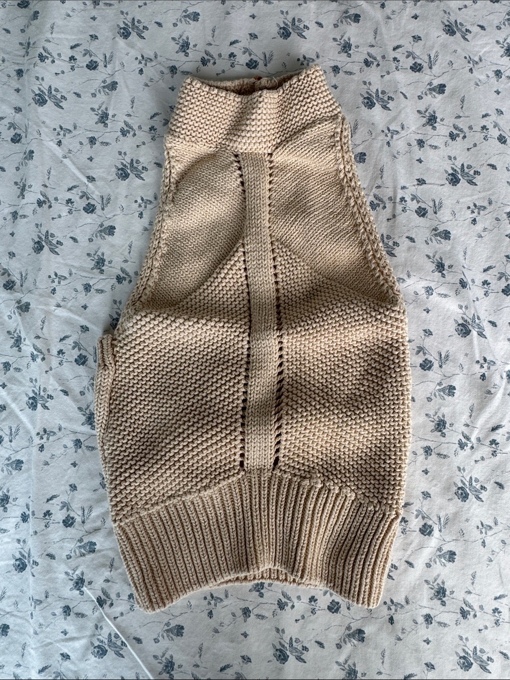 Zara Chunky Knit Sleeveless Sweater Vest in Beige SMALL